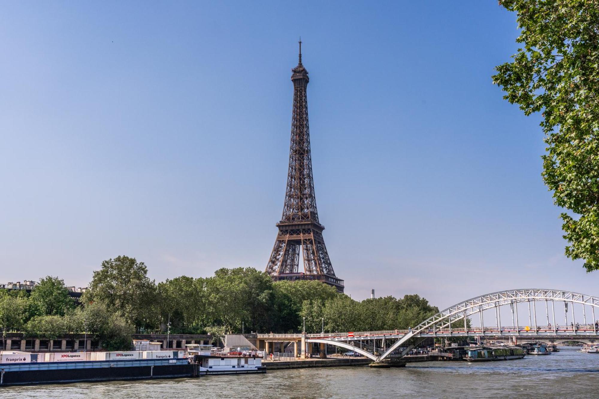 Luxury Living Alma Paris